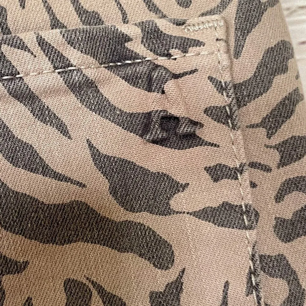 NEW with Tags, Articles of Society Heather Tiger Print Jean, Size 28, MSRP $78 - Image 10