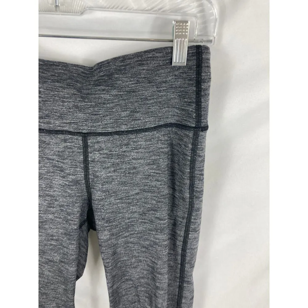 Athleta High Rise Chaturanga Capri Leggings 816130 Grey Size Small - Image 3