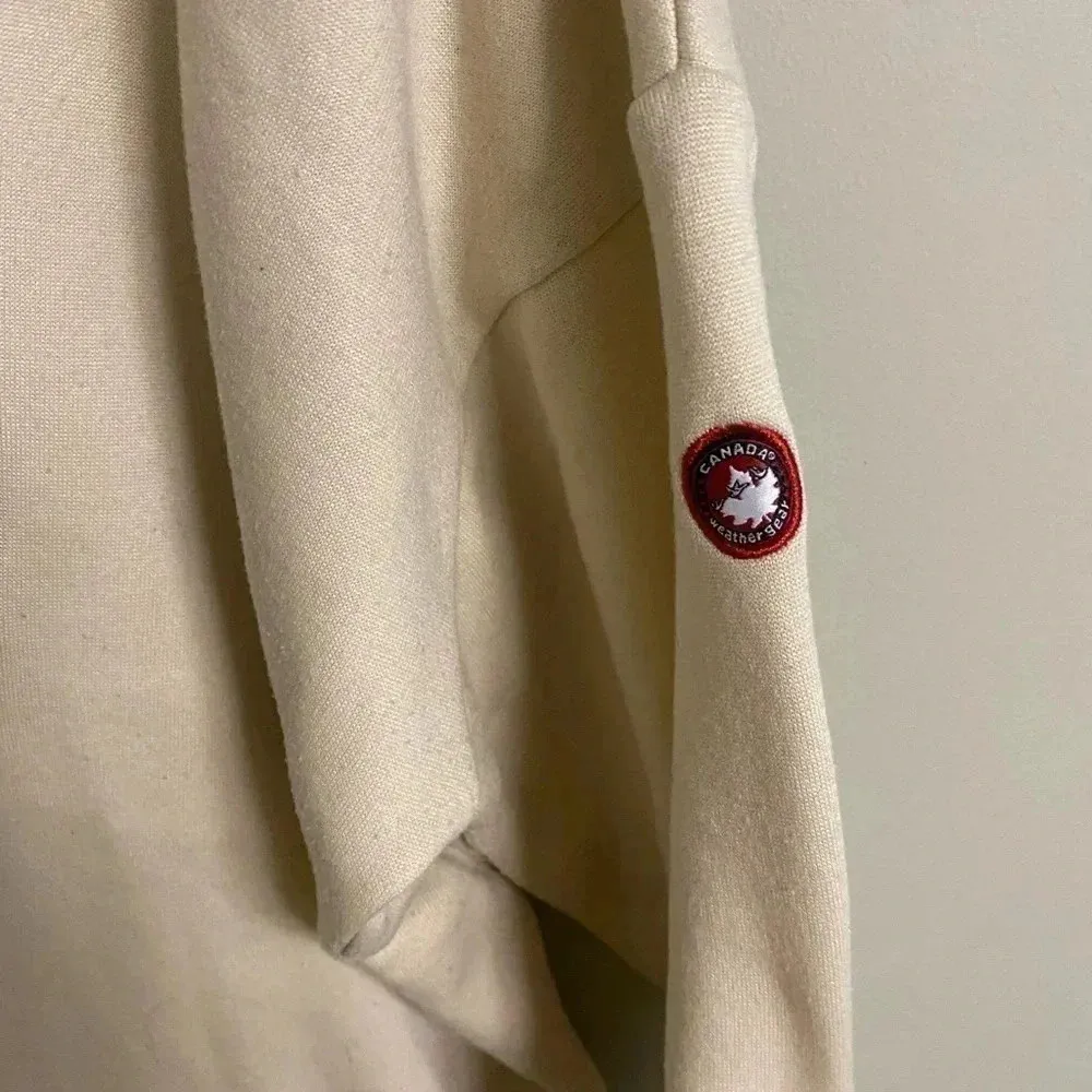 Canada Weather Gear Women's Logo Printed Crewneck Fleece Sweatshirt Size Large - Image 4