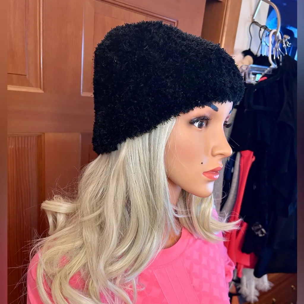 Black faux fur Cossack hat. - Image 4