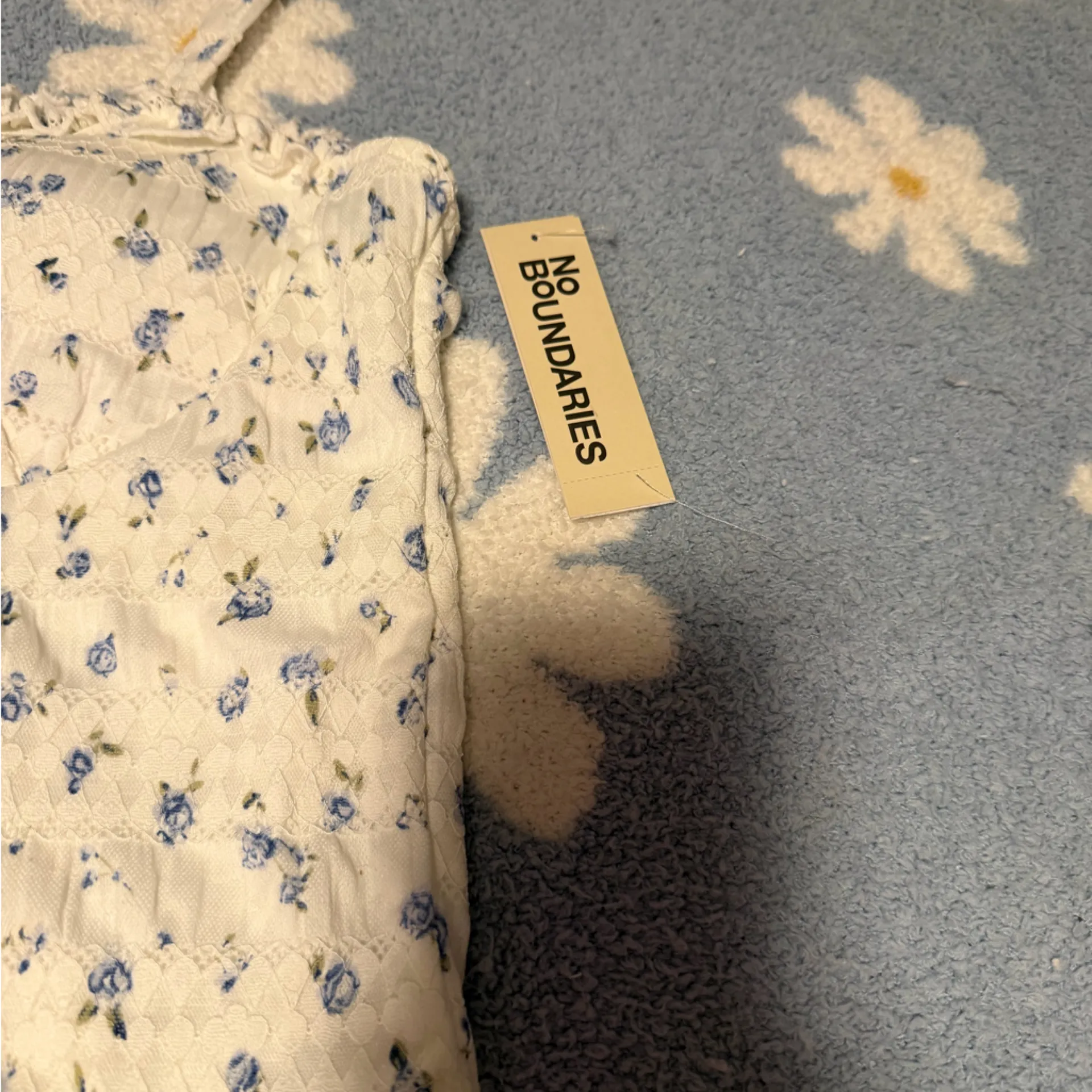 No Boundaries White and Blue Floral Skirt With Matching Top - Image 5