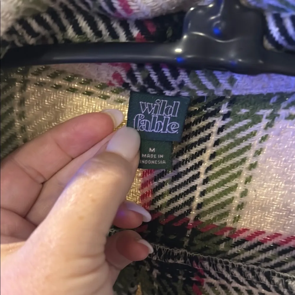 Wild Fable Green and Pink Plaid Top size medium - Image 2