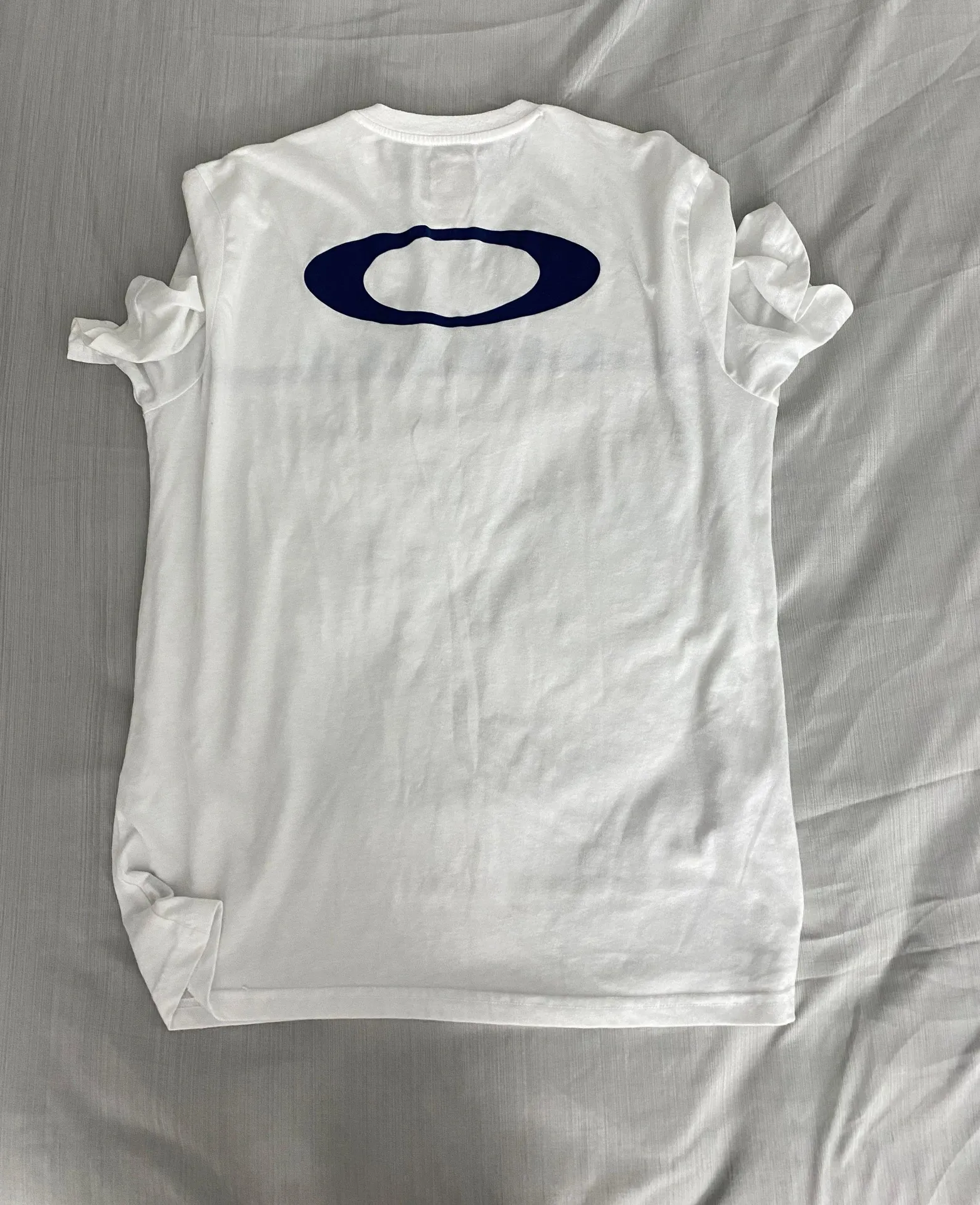 White Shirt - Image 3