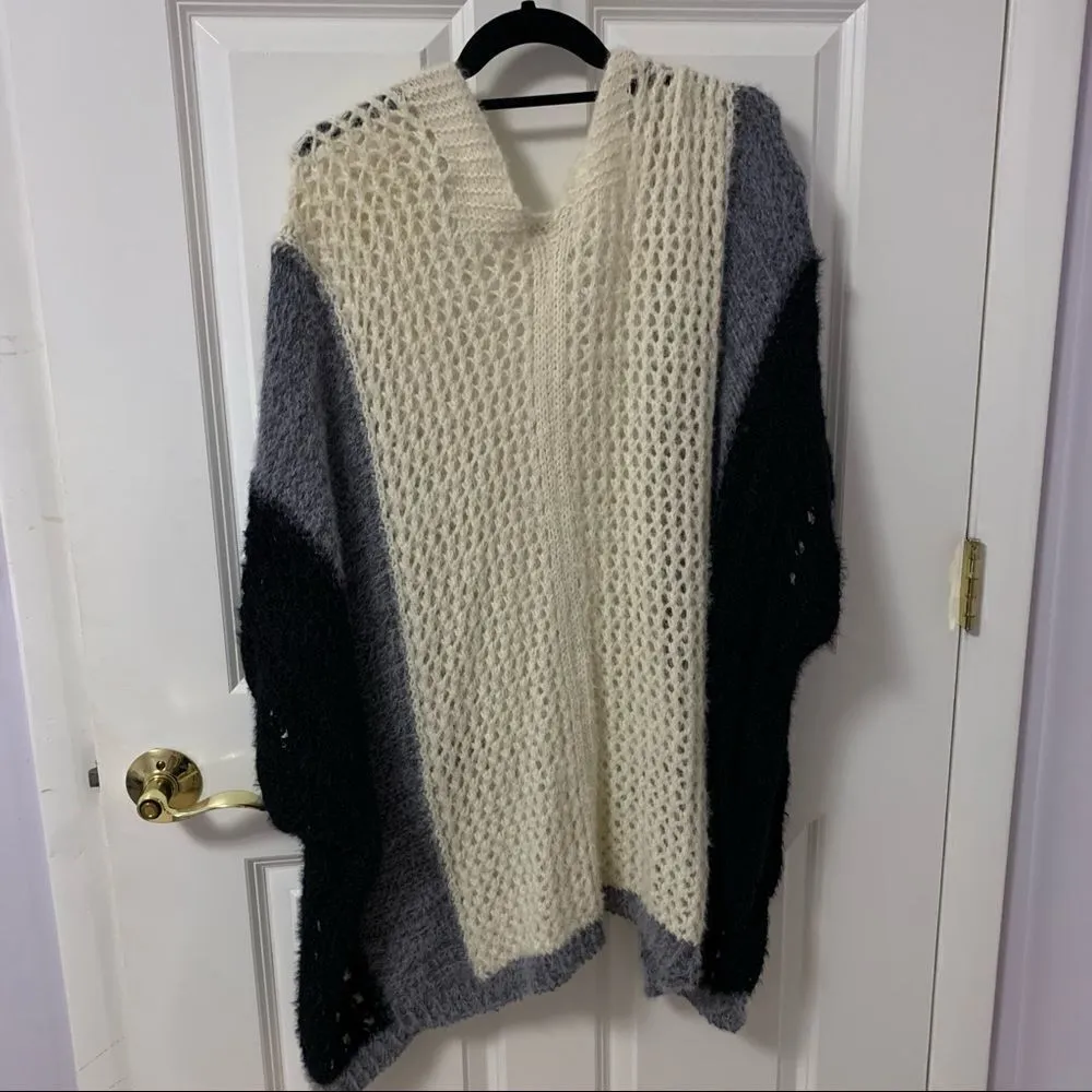 South moon under cardigan - Image 2