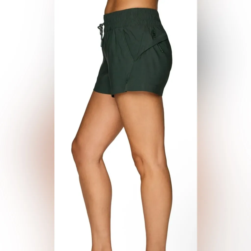 Bundle Avalanche Dark green and Ultra Performance Pink Shorts,Size S both - Image 5