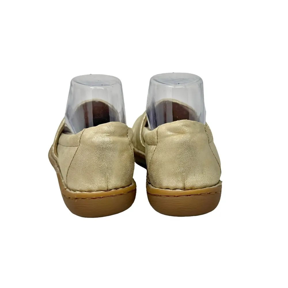 BO.C. Born Concept Schroeder Metallic Gold Closed Back Clogs Size 8 - Image 5