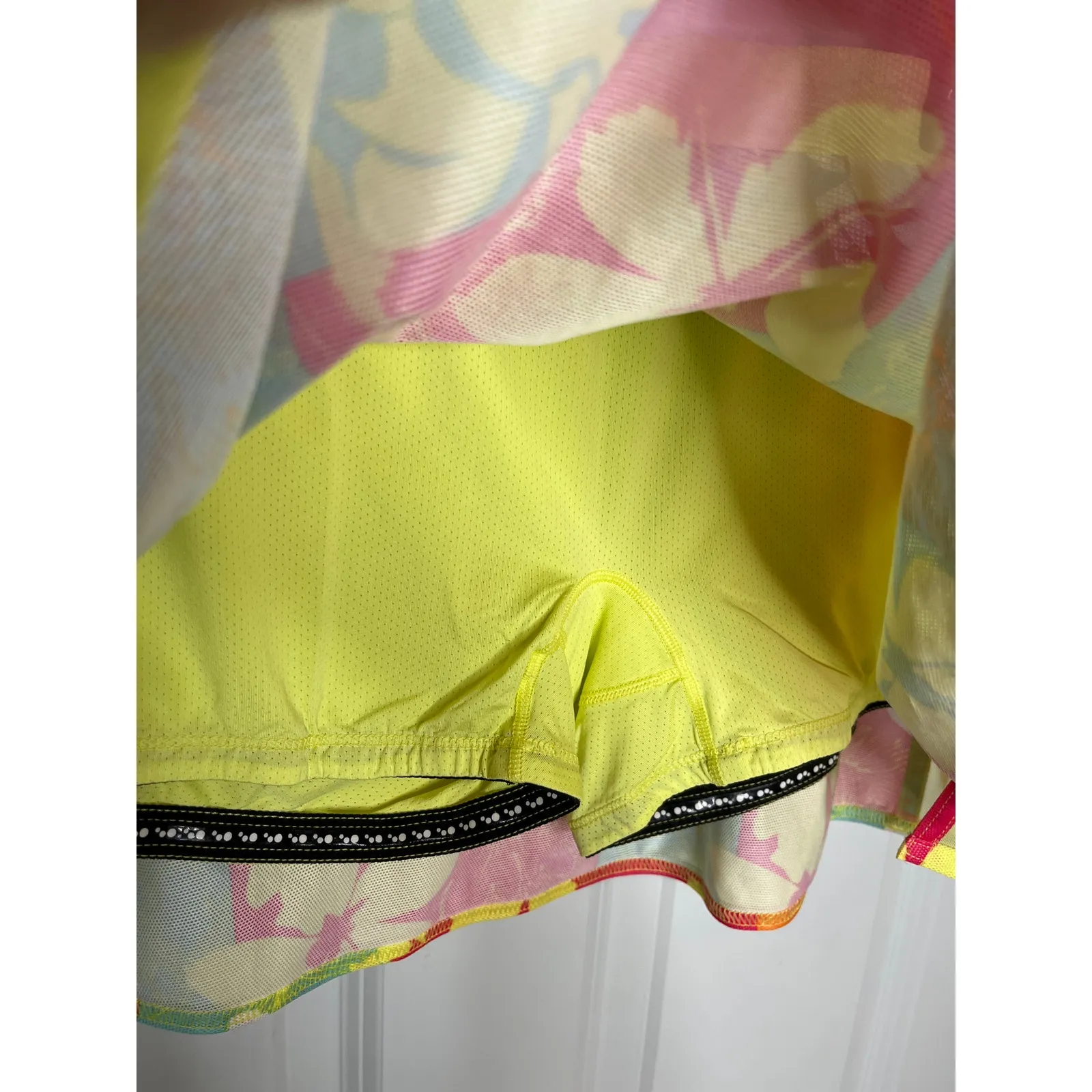 Brooks Skort Yellow Red‎ Floral Pattern Size XL Tennis Golf Pickleball - Image 2