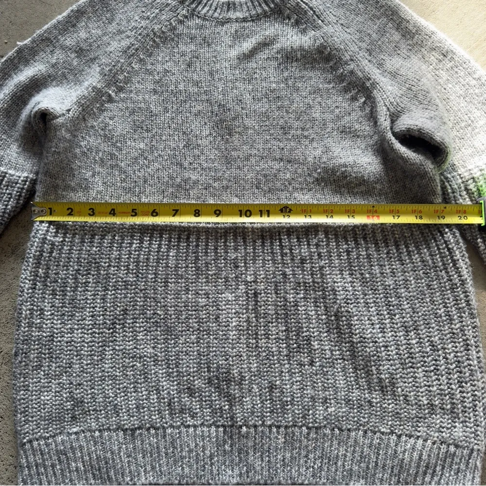 Banana Republic / Italian Wool Blend Hi-Low Hem Shaker Knit Sweater / M / gray - Image 3