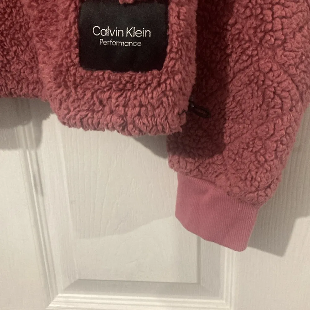 Calvin Klein Performance 1/4 Zip Sherpa Pullover Sweater Women’s Medium Pink - Image 5