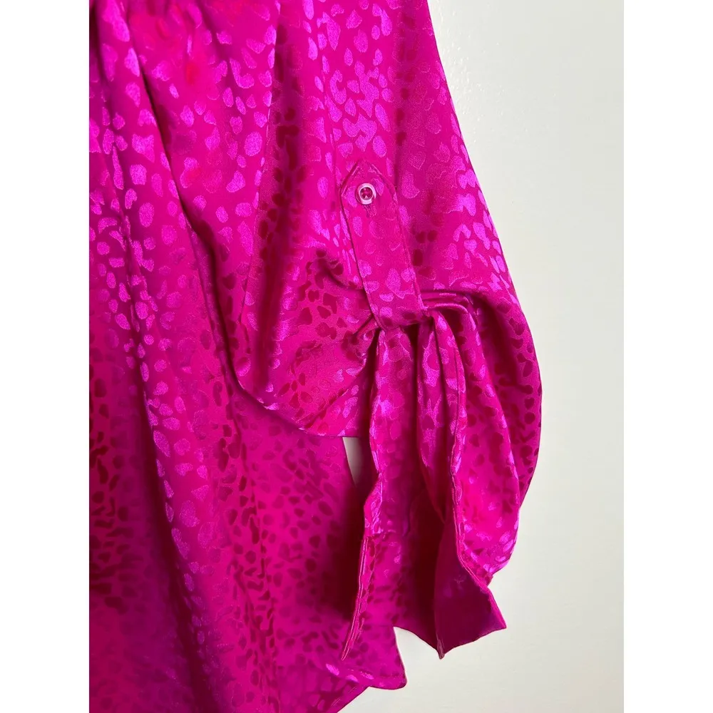Candies Hot Pink Size Medium cheetah blouse, Mob Wife Animal Print - Image 5