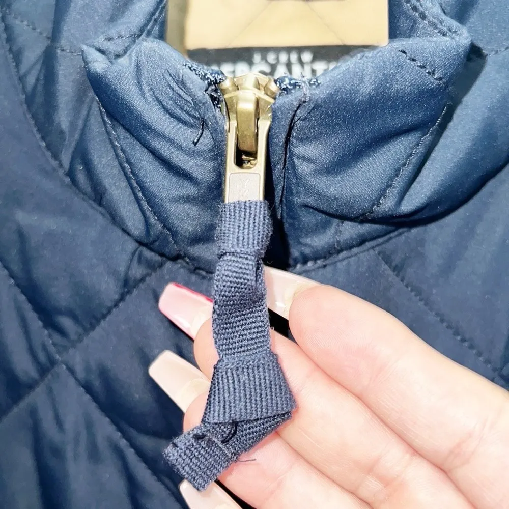 J. Crew Mercantile 100% Polyester Navy Blue Quilted Women’s Vest - Image 4