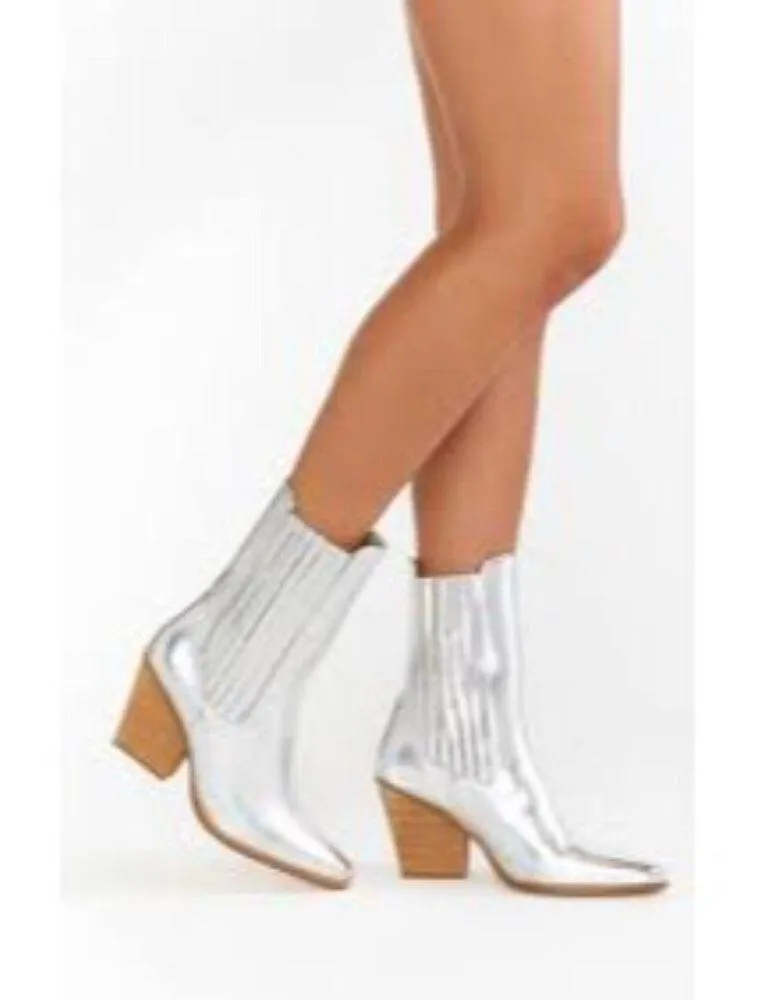 Forever 21 Ankle Boots New Metallic Silver Women's booties Size 7 Block Heel Faux leather - Image 13