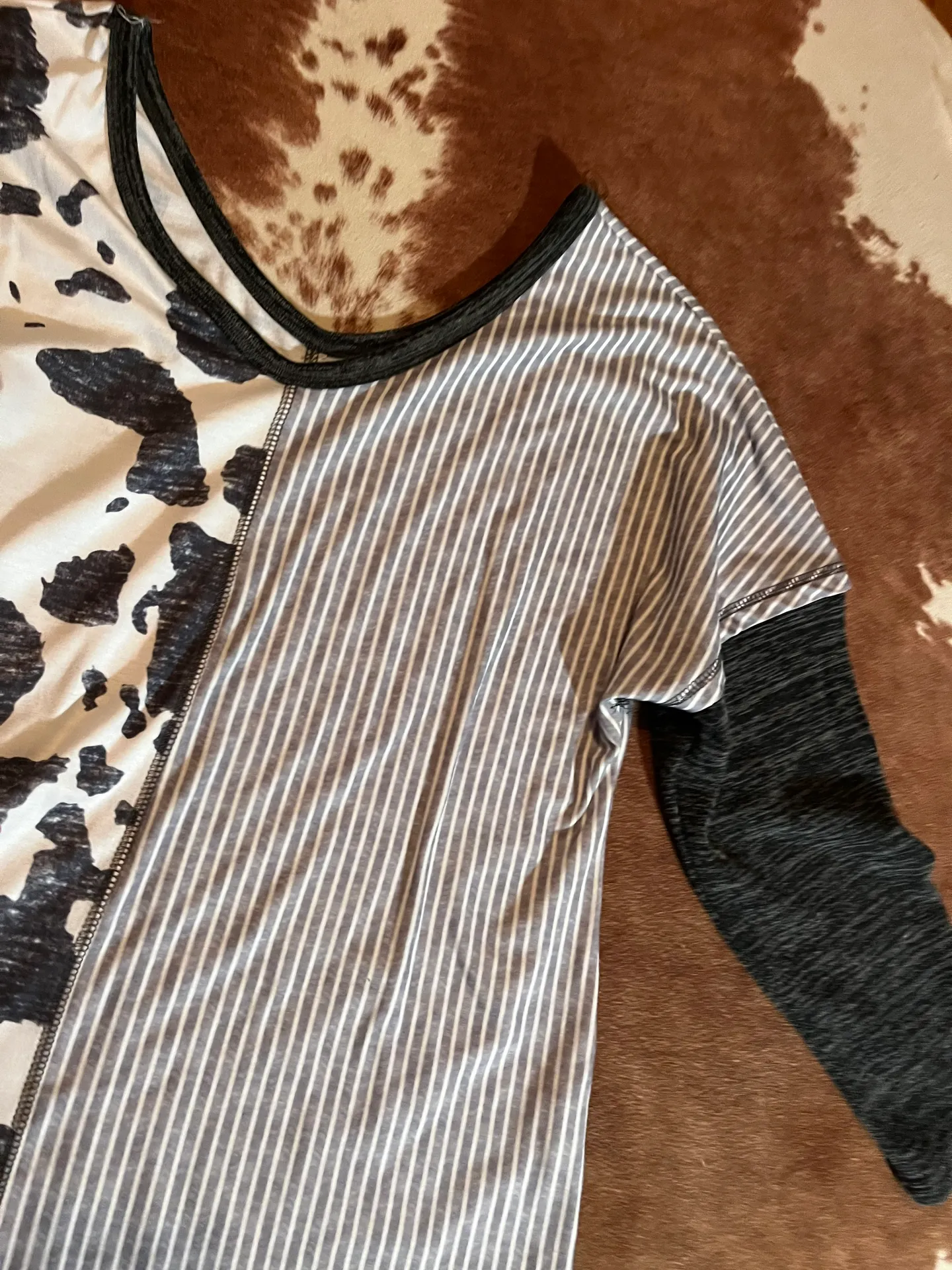 Cow print top from  size medium - Image 2