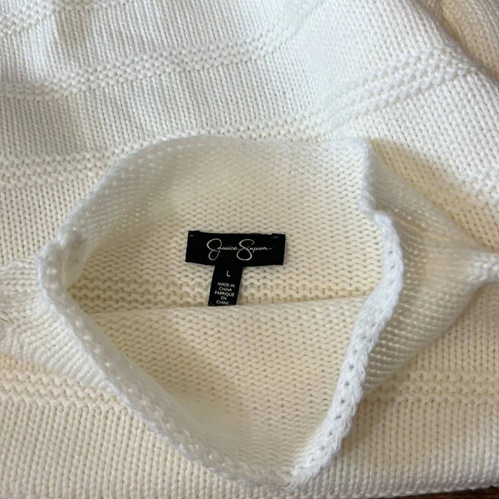 JESSICA SIMPSON Ivory Chunky Knit Funnel Neck Bell Sleeve Sweater Size Large - Image 8