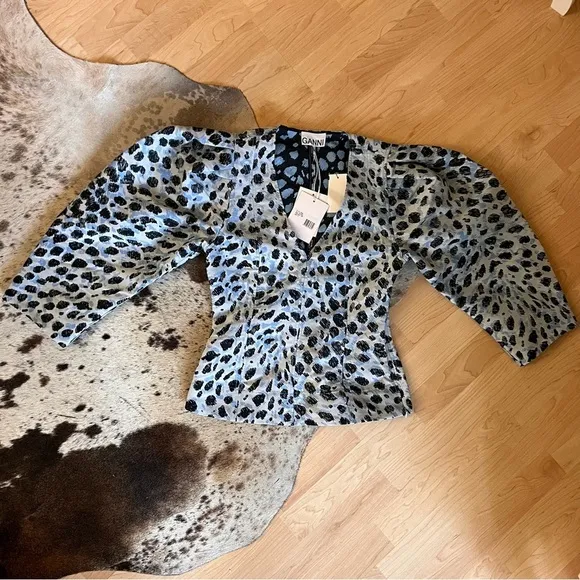 GANNI NWT Jacquard V-Neck Puff‎ Sleeve Blouse in Leopard Print Size 34 XS - Image 4