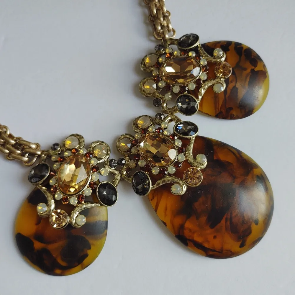 Gold and Acrylic Tortoise with Crystal Statement Necklace Set - Image 4