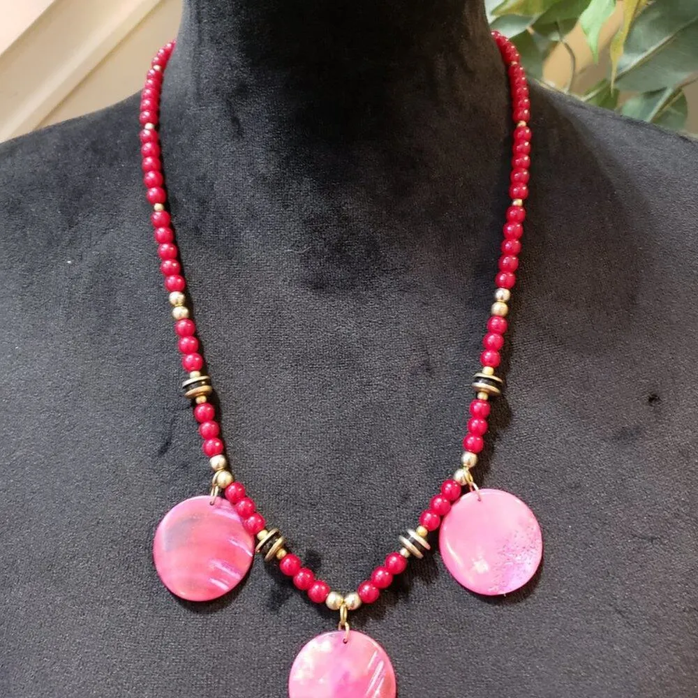 Womens Fashion Gold Tone Red Beaded Statement Collar Necklace with Barrel Clasp - Image 2