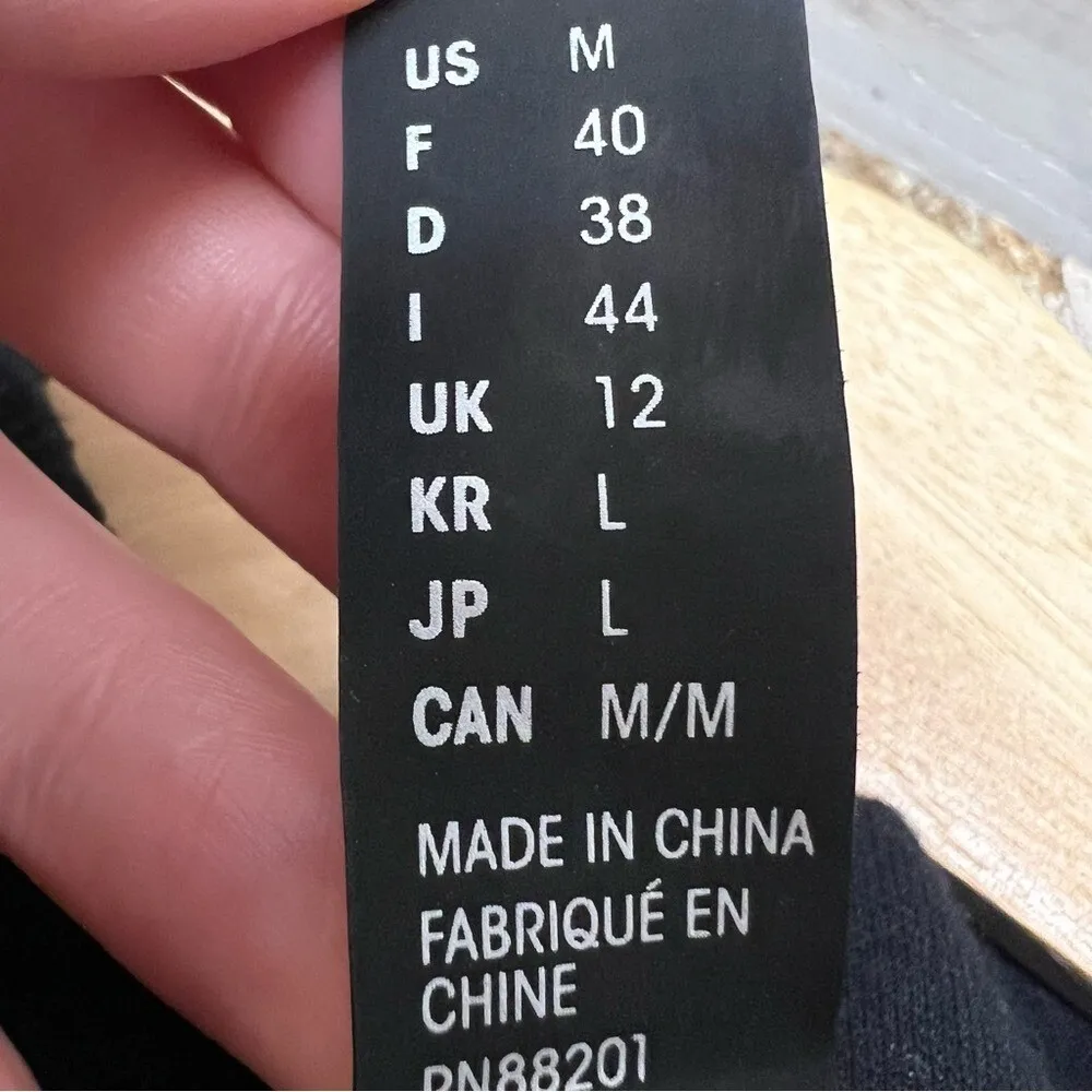 MPG Black Mock Neck Pullover Sweatshirt Athleisure Minimalist Layering Medium - Image 7