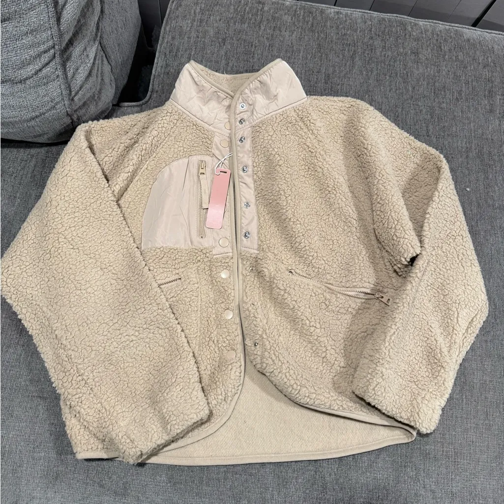 Cream Sherpa Jacket - Image 3