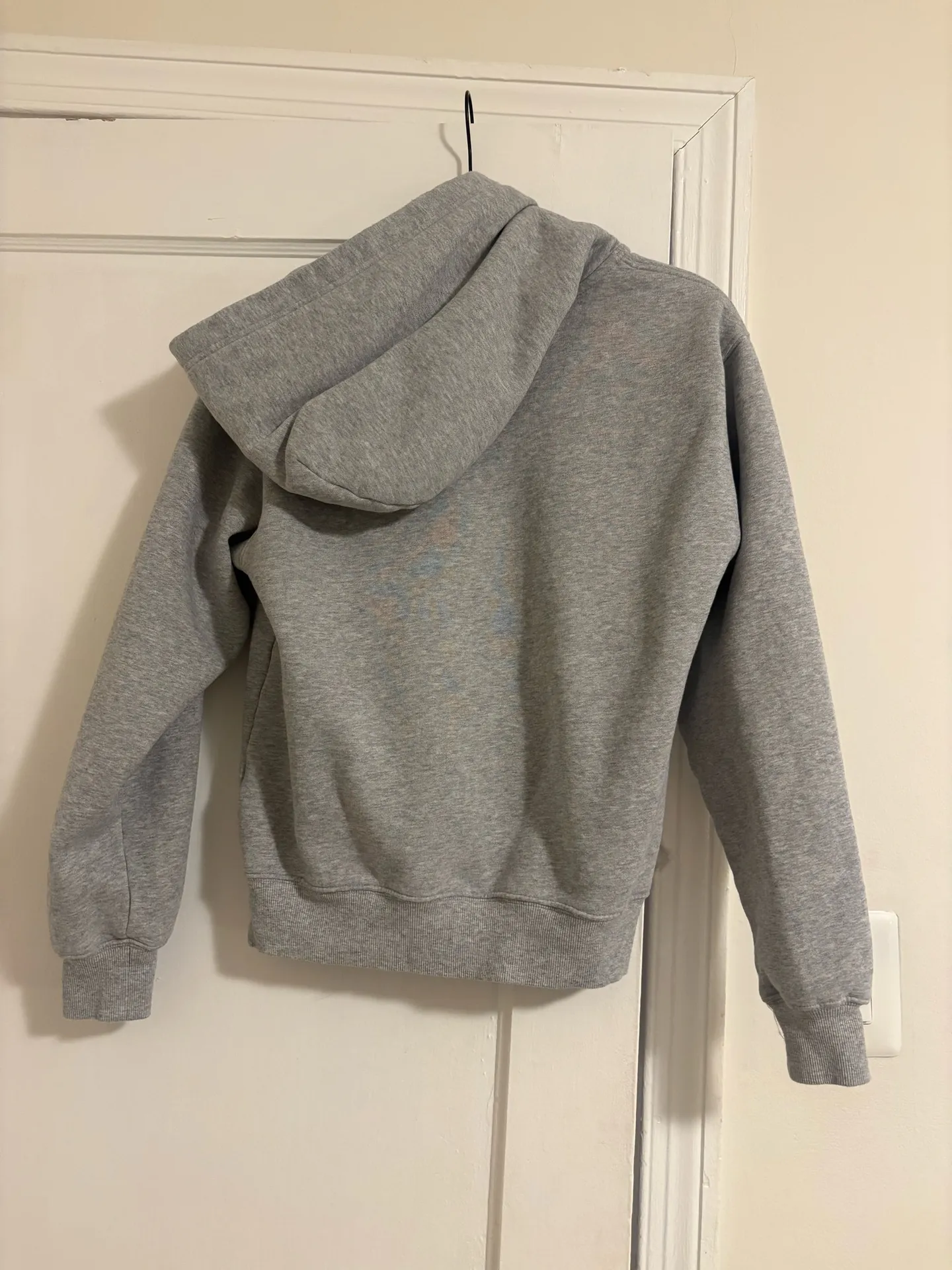 Aritzia hoodie - Image 2