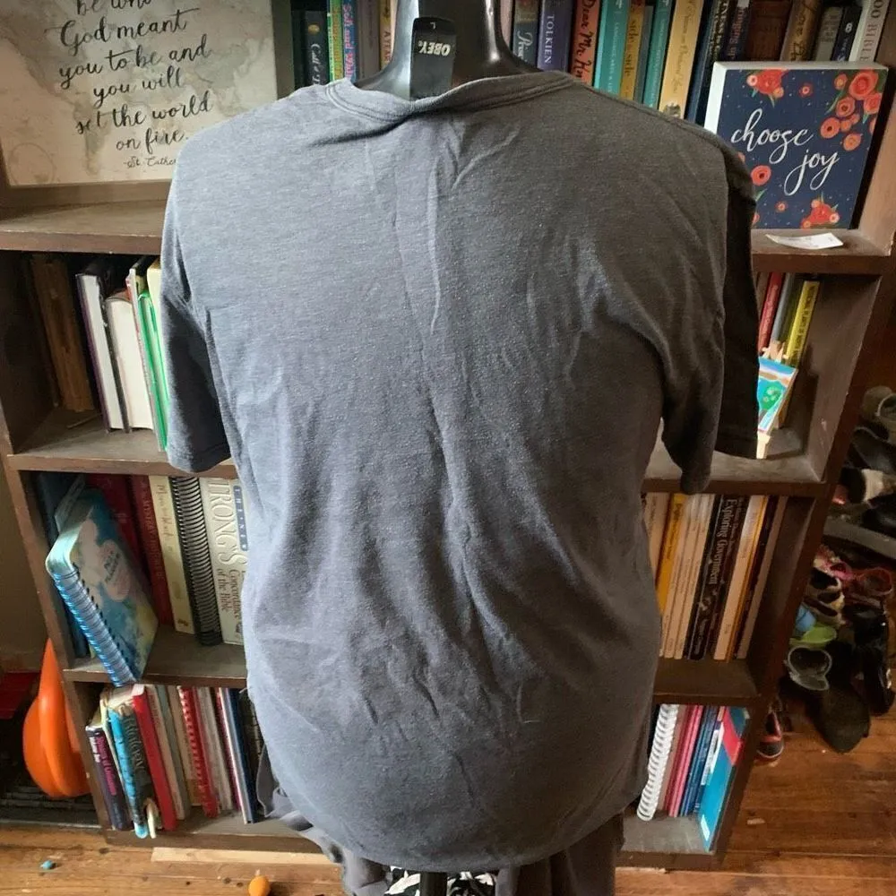 Obey Lotus streetwear L gray graphic tshirt - Image 2