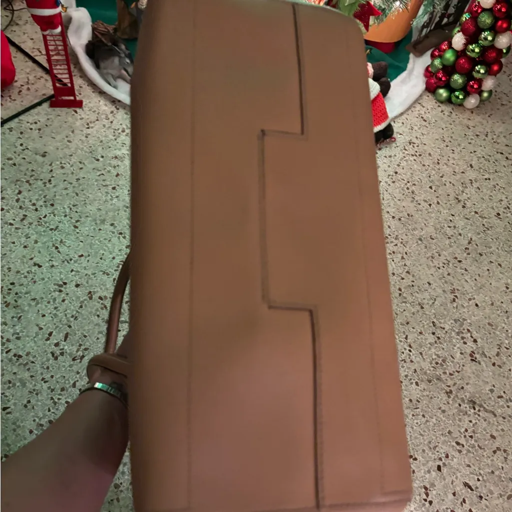 Tory Burch Robinson Parker Large tote tan tote - Image 4