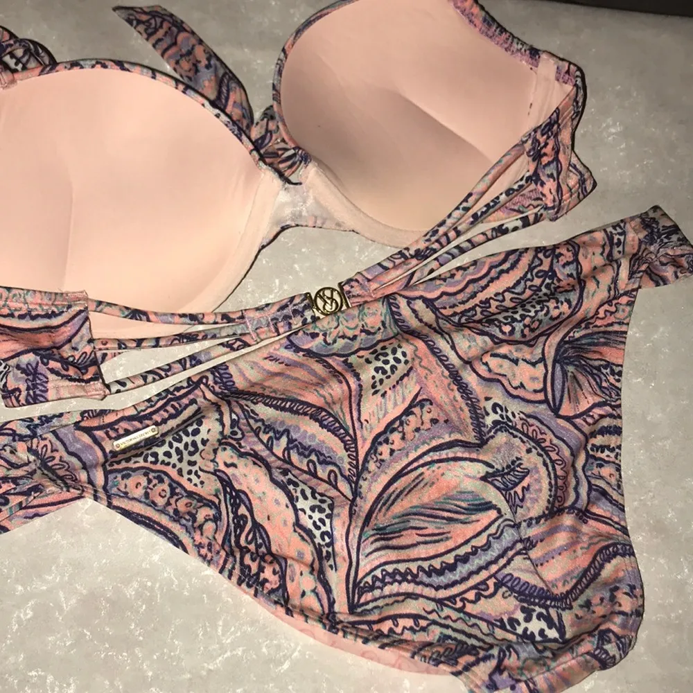 - Rare print- 34C or 32C/M Victoria's Secret Swim BOMBSHELL Add-2 cups - Image 7