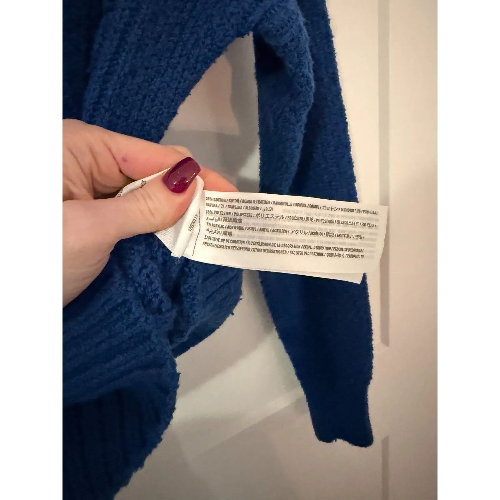 Abercrombie & Fitch Royal Blue Sweater - Image 3