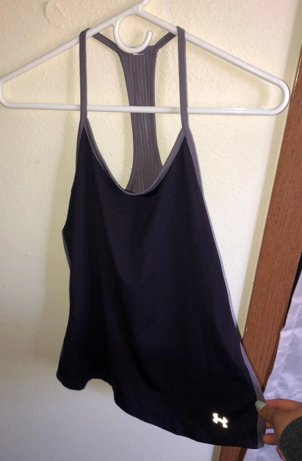 Under Armour Workout Tank Top - Image 3