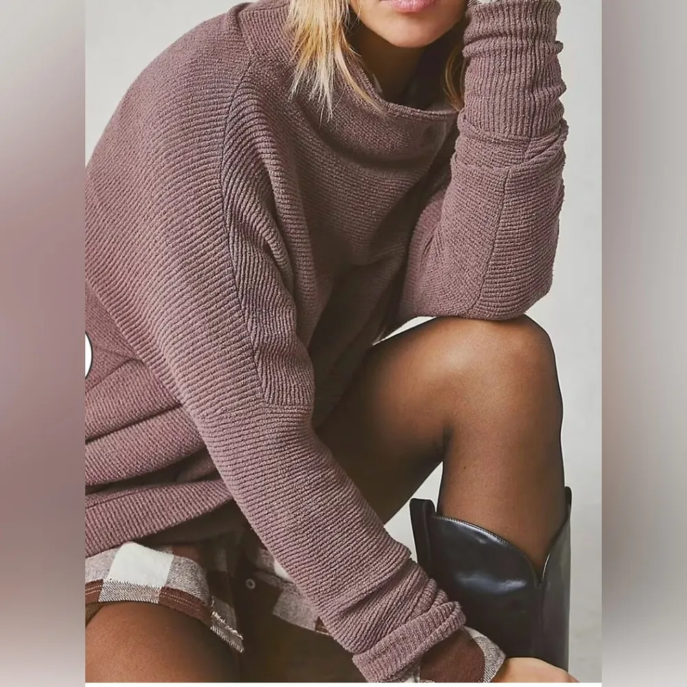 Free People Ottoman Slouchy Tunic Burgundy Sweater Women’s Size Small - Image 3