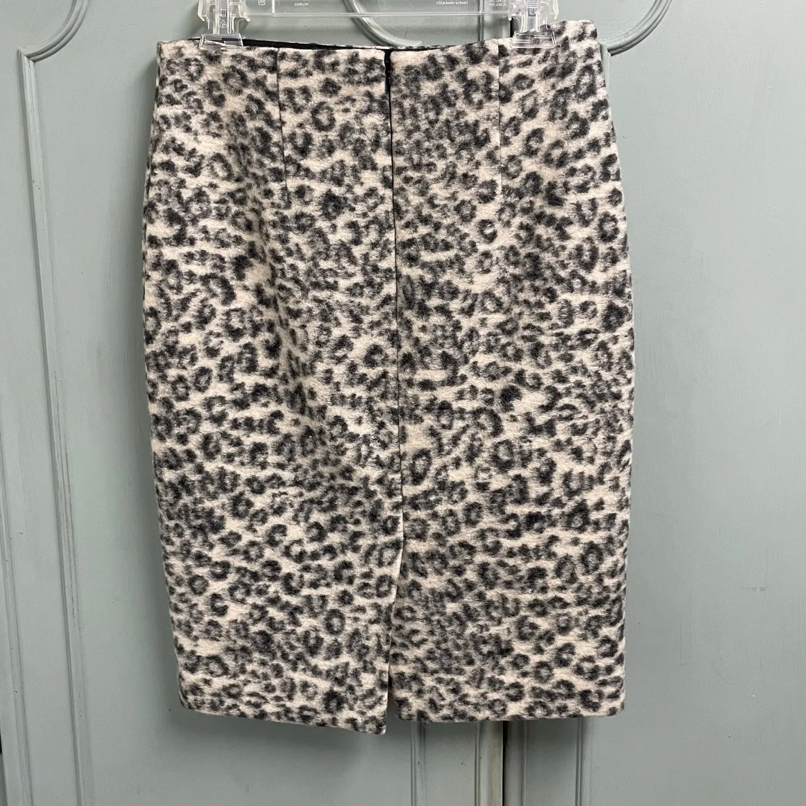 Ann Taylor Size 4 Soft Leopard Cheetah Pencil Skirt Career Holiday Business - Image 2