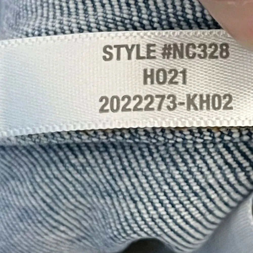 Madewell The Perfect Vintage Jean Denman Wash Size 26 Distressed Cropped - Image 10