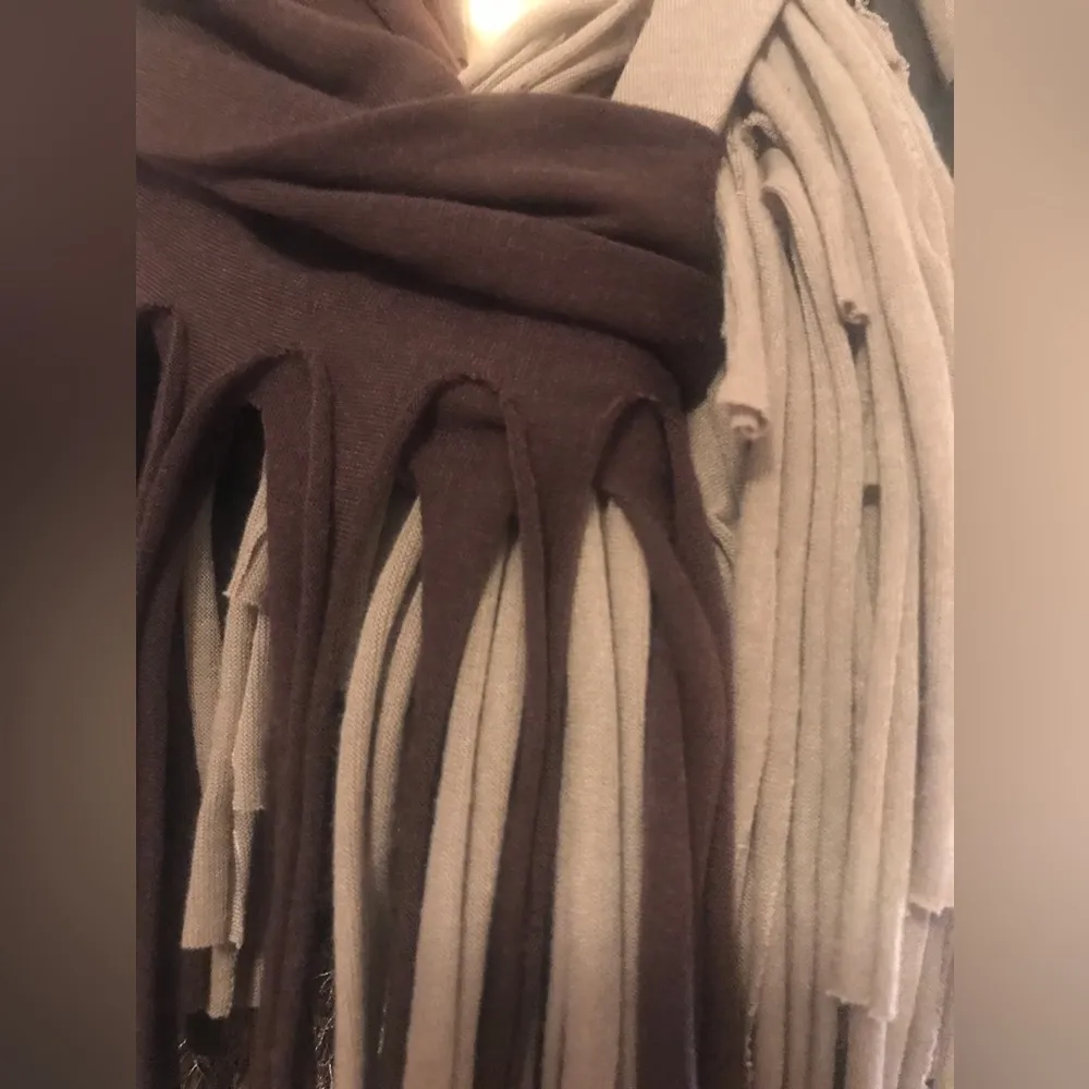 2 tones fringe  scarf brown mocha - Image 3