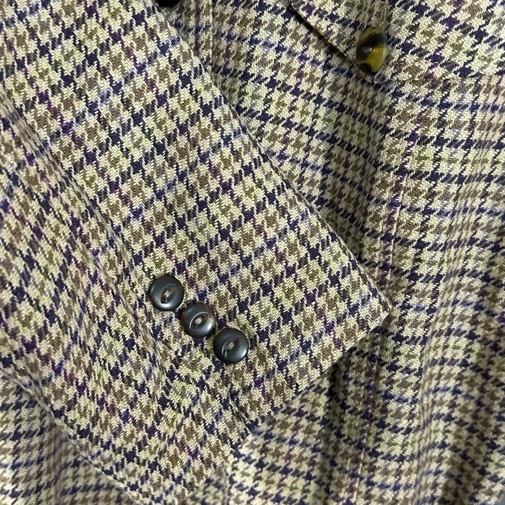 90’s Liz Claiborne LambsWool Blend Belted Jacket
Size 14 Liz sport - Image 4