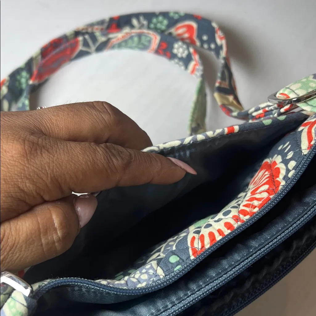 Vera Bradley cross body Floral Patterned Women's Bag - Image 5
