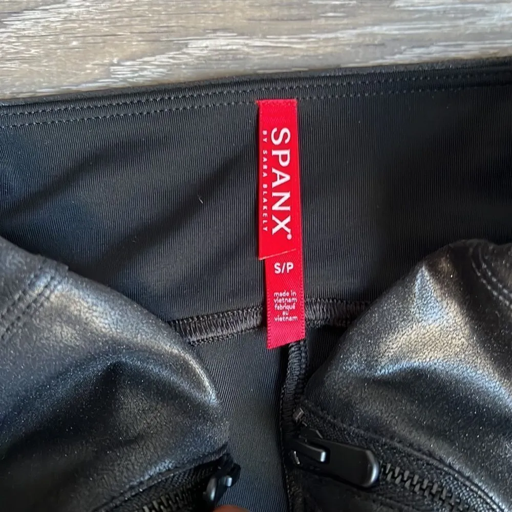 Spanx  faux leather Hip Zip Leggings - Image 9