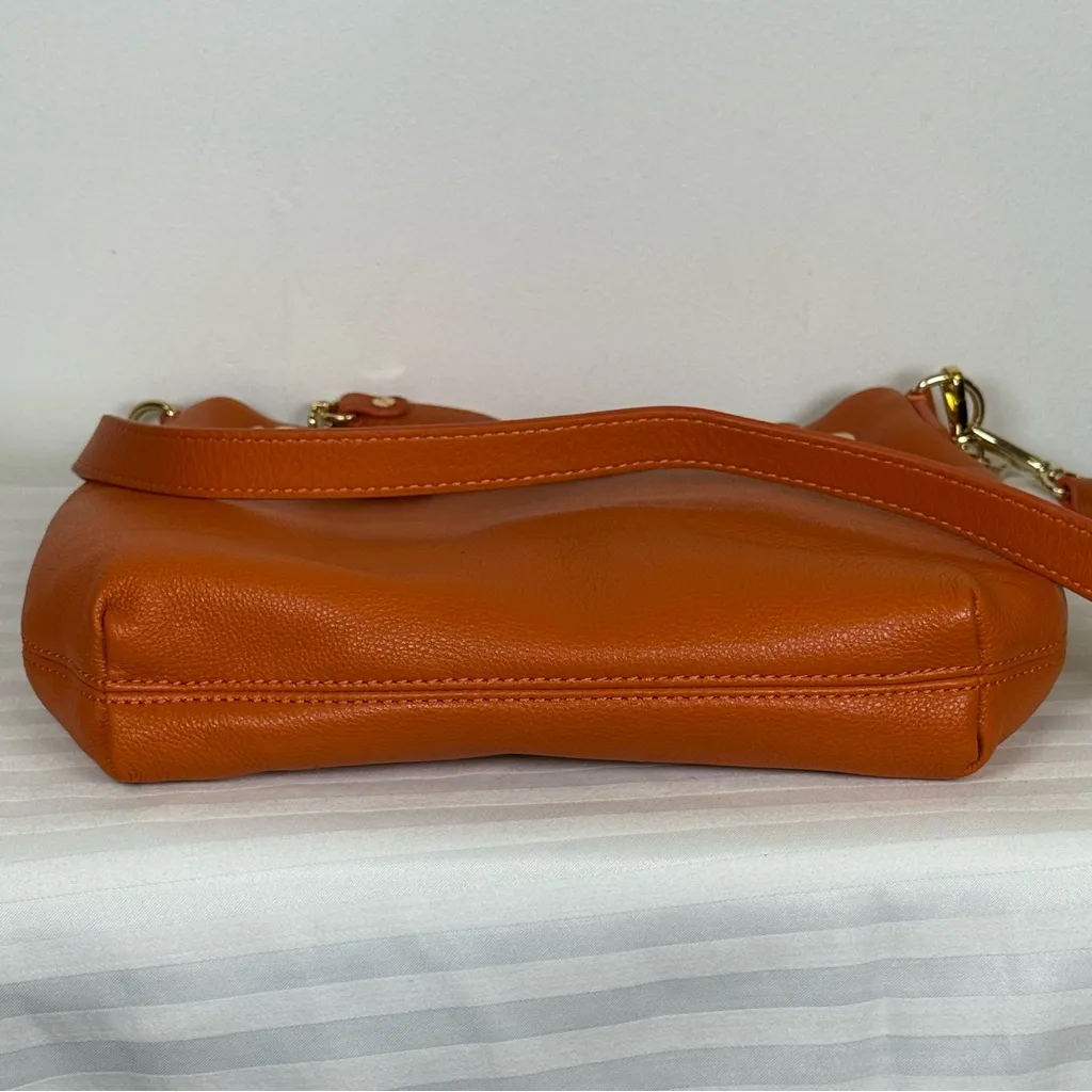 MICHAEL Michael Kors Soft Orange Leather Gold Chain Shoulder/Crossbody/Hand Bag - Image 8