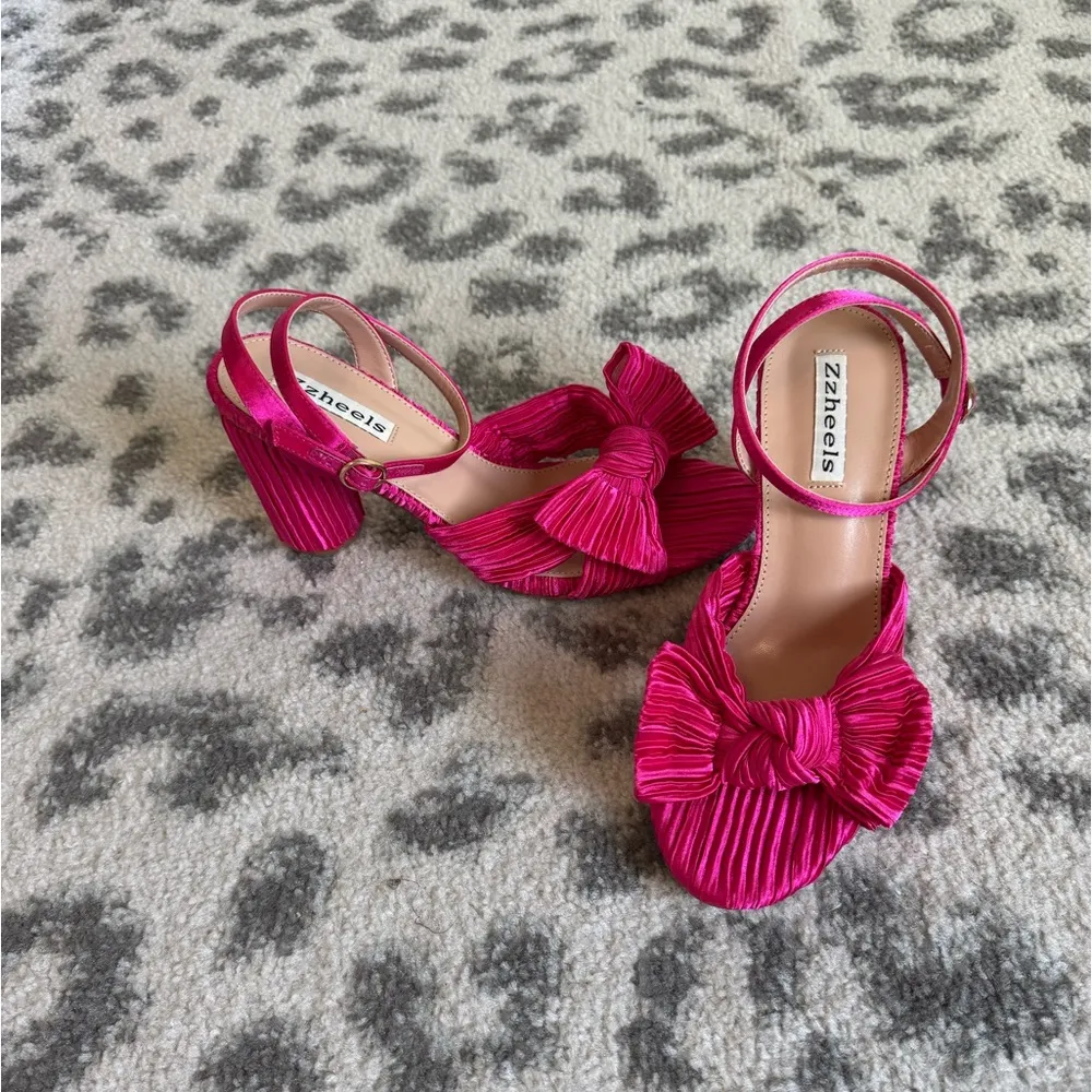 Women's Pink Bow Sandals - Image 4