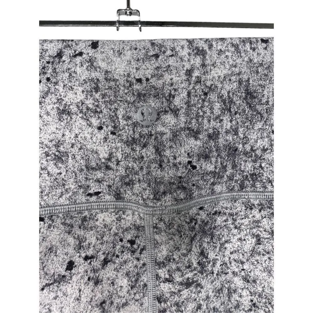 Lululemon  Marble Grey Athletic Leggings - Image 5