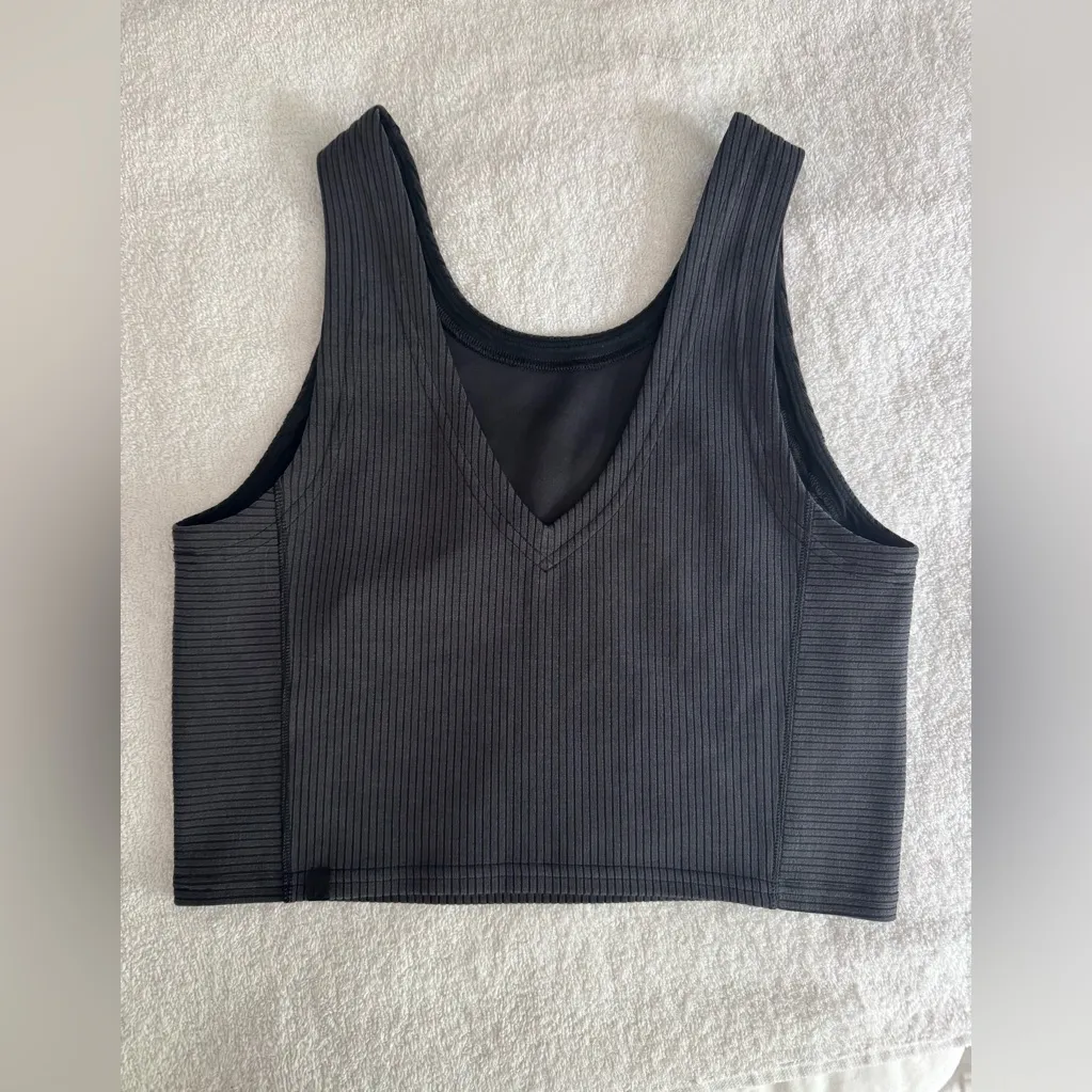 $58 Lululemon Softstreme Ribbed Cropped Tank Top Black Grey 6 S XS - Image 2