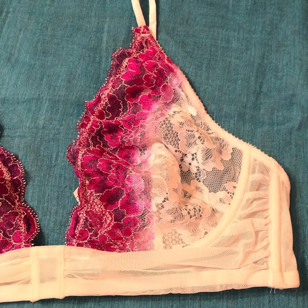 NEW Free People Intimately Lace Bra 34C - Image 2