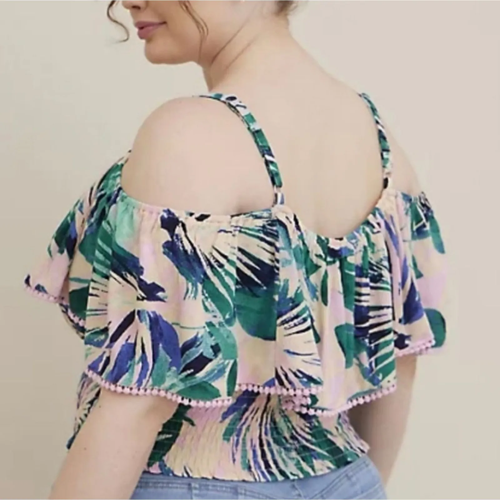Torrid‎ Shirt NEW Plus 2 2X 18 20 Palm Tropical Smocked Cold Shoulder Top Blouse - Image 4