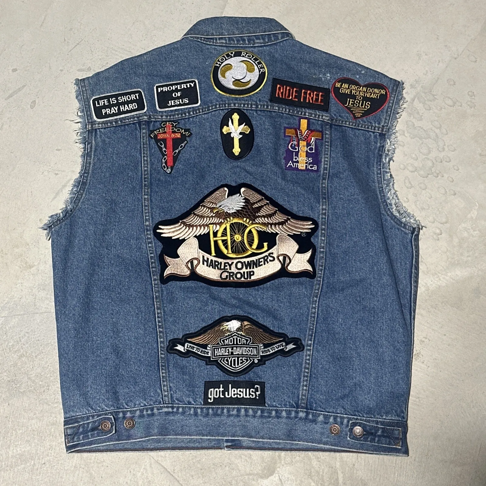 Vintage 90s Levi Denim Harley WWJD Riders For Christ CMC Patches Biker Vest HOG Blue Size L - Image 2