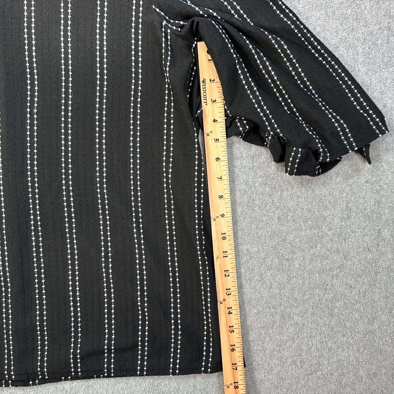 W5 Stitched Stripe Top Women's 1XL Black/White Ruffle 3/4 Sleeve Round Neck - Image 5