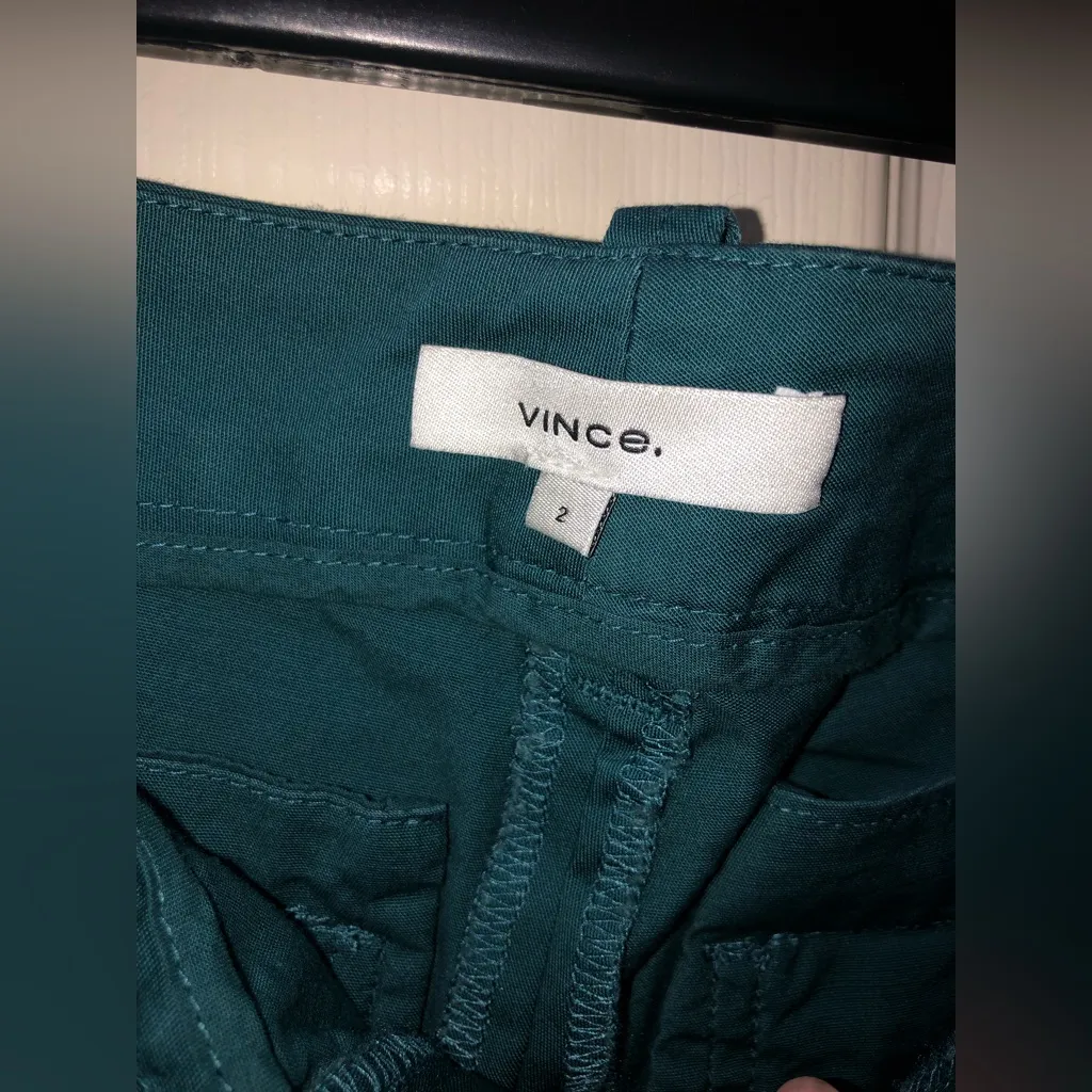NEW Vince Bermuda‎ Shorts. Size 2 - Image 3
