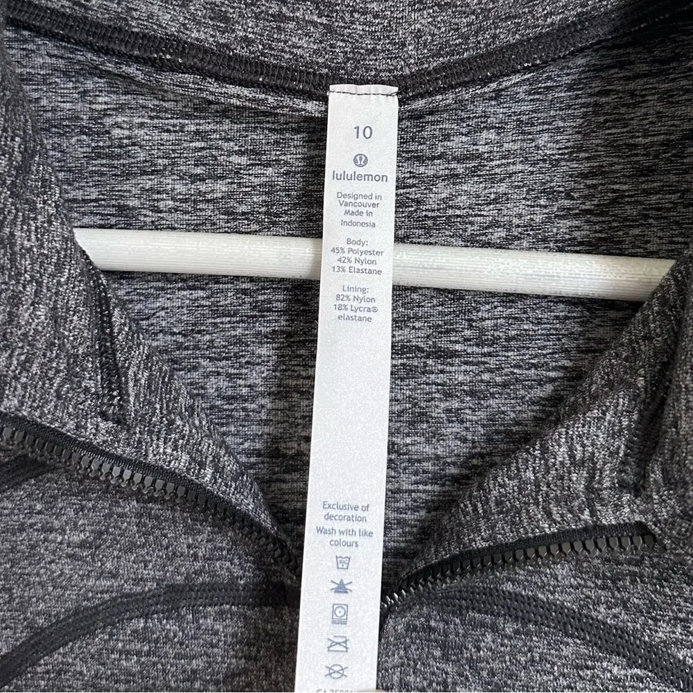 LULULEMON 10 grey sweatshirt - Image 3