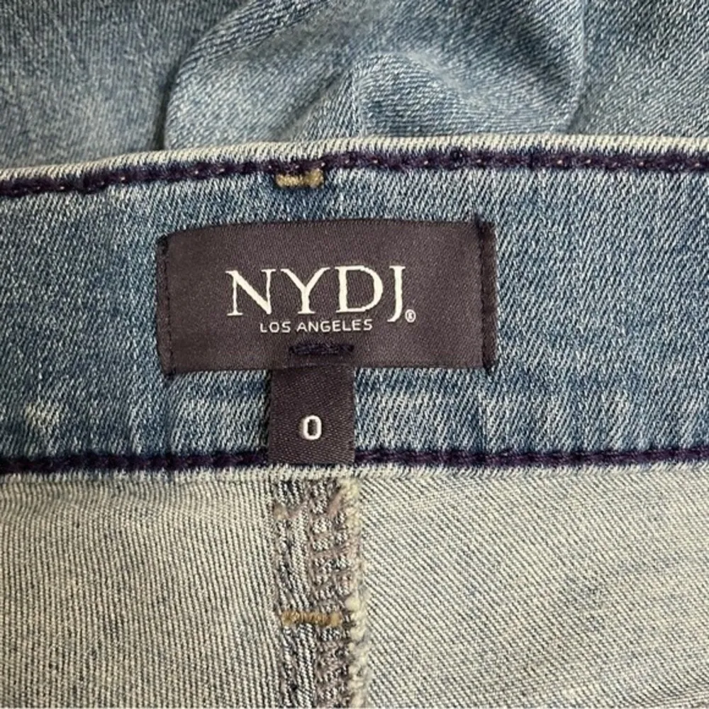NYDJ Briella Denim Bermuda Shorts Raw Hem Medium Wash Women’s Size 0 Modest - Image 6