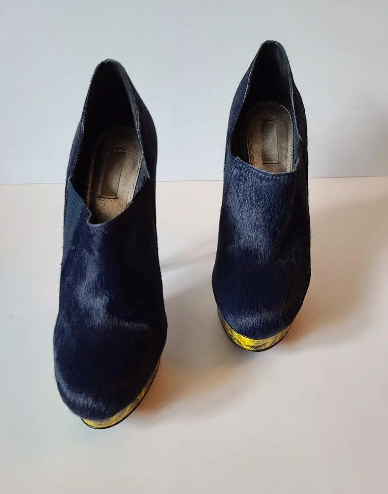 Rachel Roy Navy Fur Booties 7 - Image 2