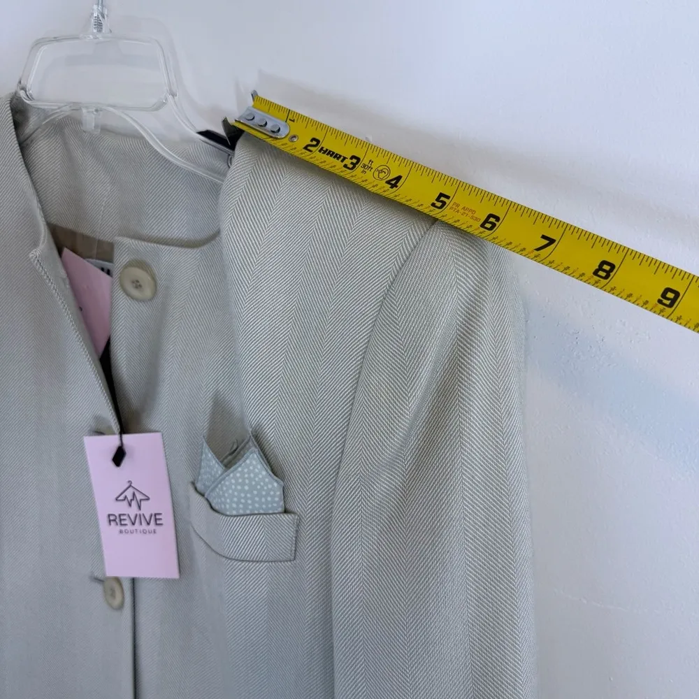 Kasper viscose Cream Blazer and Skirt Set blazer size 6 & skirt size 8 - Image 9