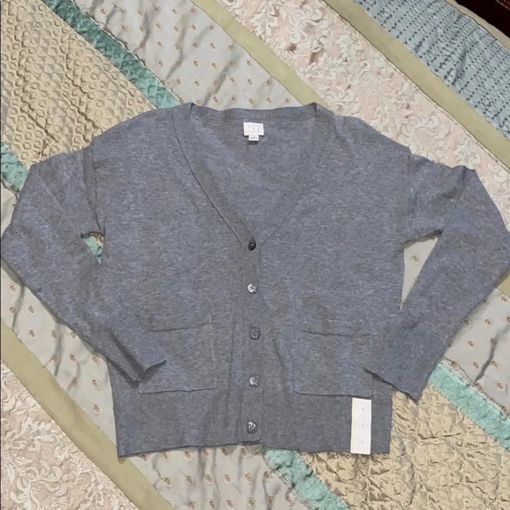 A new day gray small womens five button cardigan - Image 6